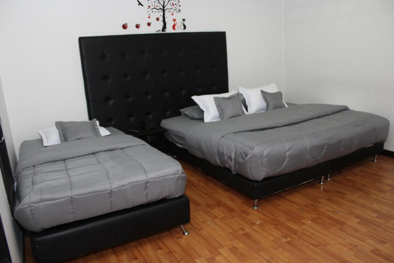 Hotel Dorado Plaza Bogota Bagian luar foto