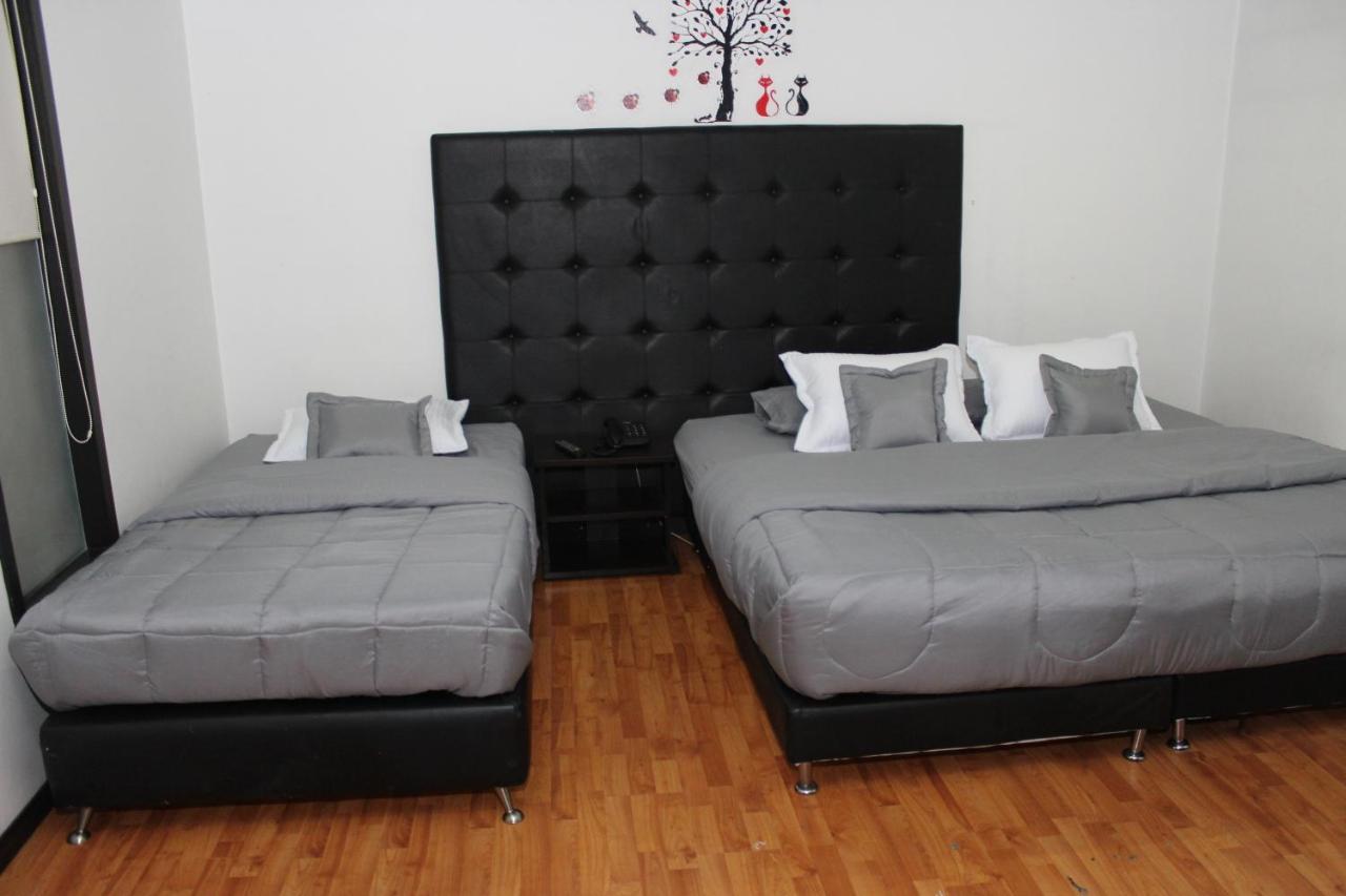 Hotel Dorado Plaza Bogota Bagian luar foto