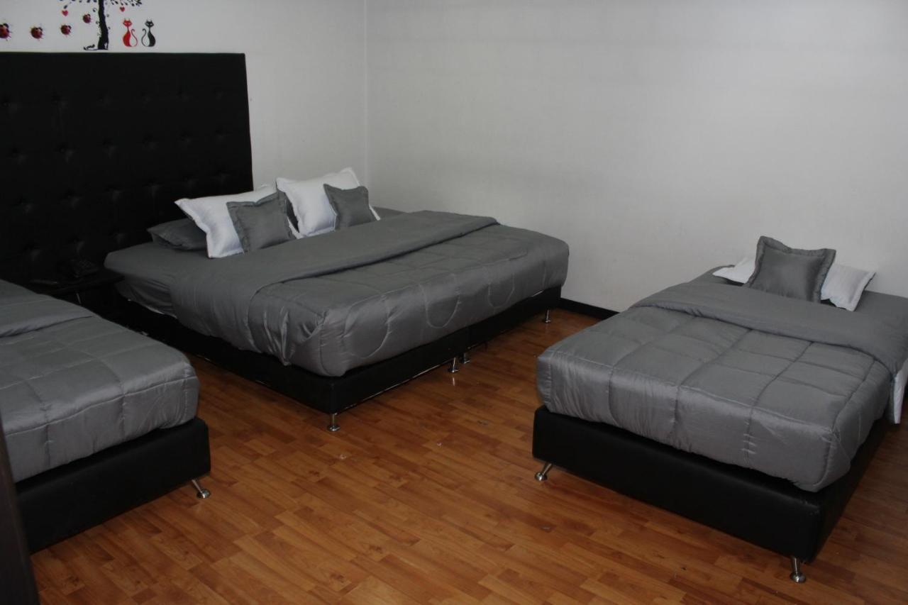 Hotel Dorado Plaza Bogota Bagian luar foto