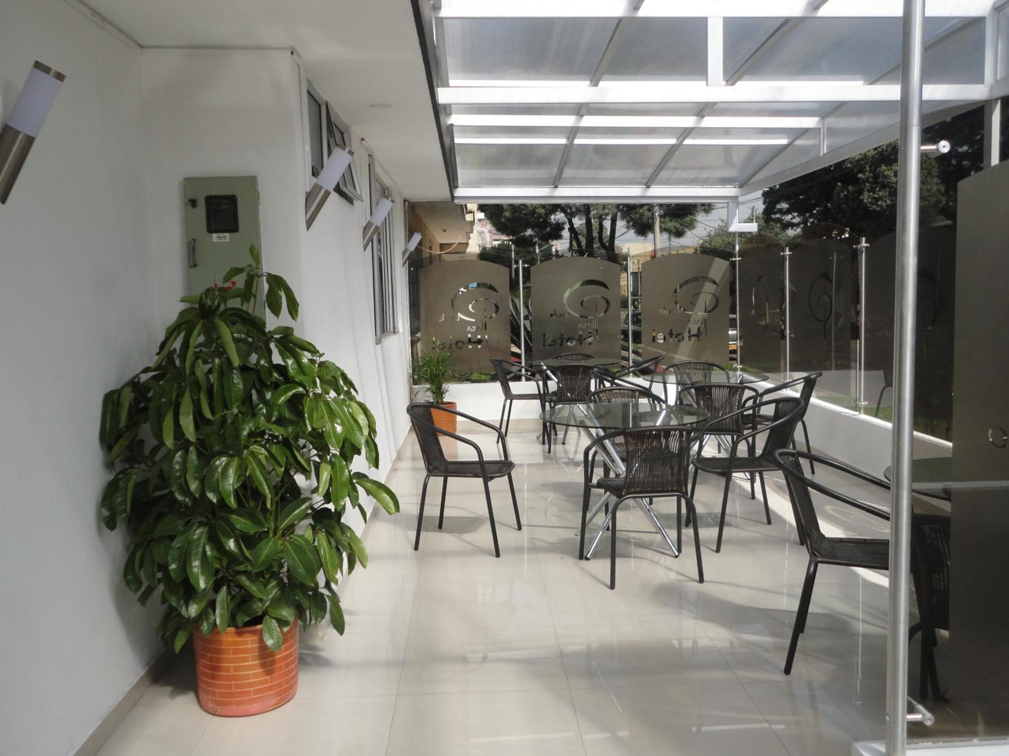 Hotel Dorado Plaza Bogota Bagian luar foto