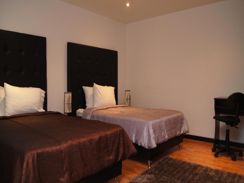 Hotel Dorado Plaza Bogota Bagian luar foto