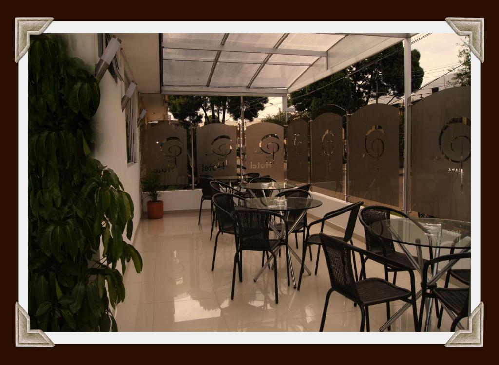 Hotel Dorado Plaza Bogota Bagian luar foto